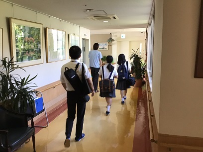 見学